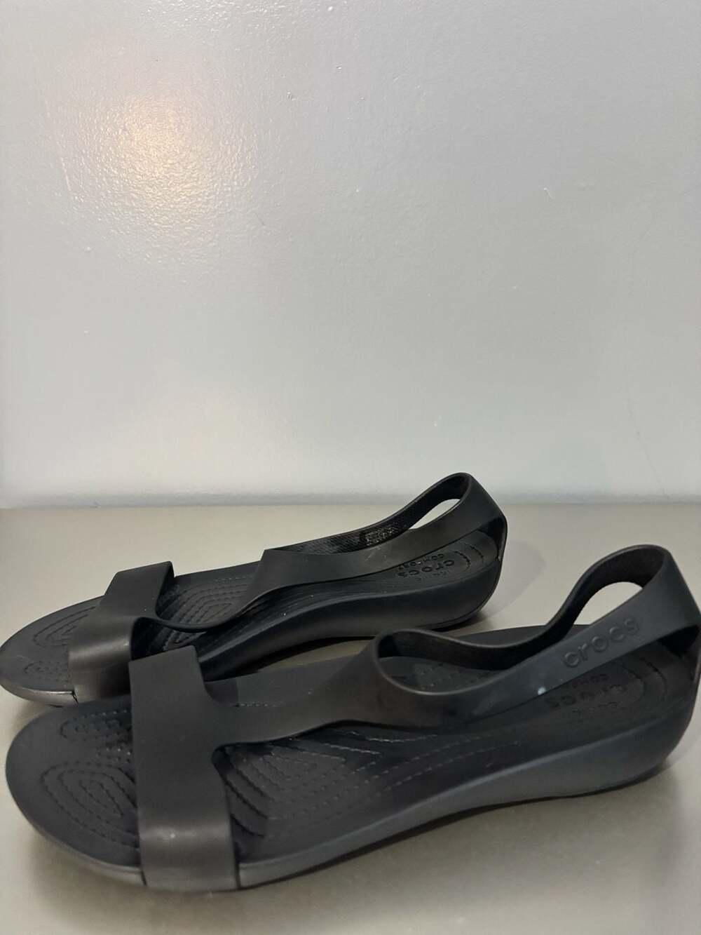Crocs Serena Women's Open Toe Strappy Sandals in Black 8